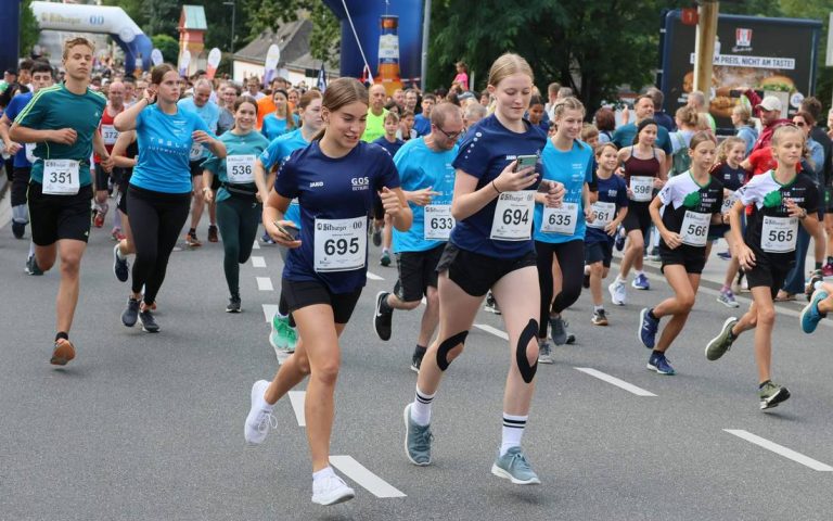 w1100_h688_x1645_y1097_Bitburger-Stadtlauf_I7R_2834-5bd7c7635a1a6cf0